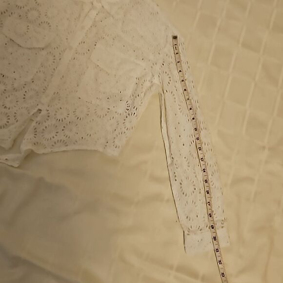 Guess Women's Embroidery Eyelet Button Front Crop Tie Front Shirt Small White - Picture 11 of 16